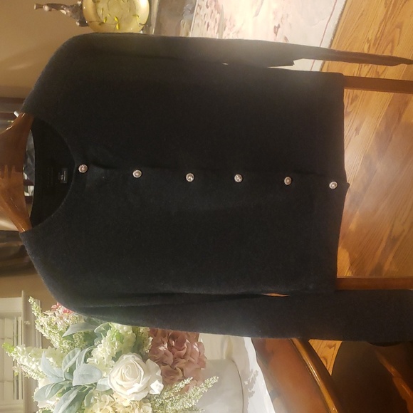 Nwt Tahari cashmere dark gray sweater with pearls buttons - Picture 1 of 12